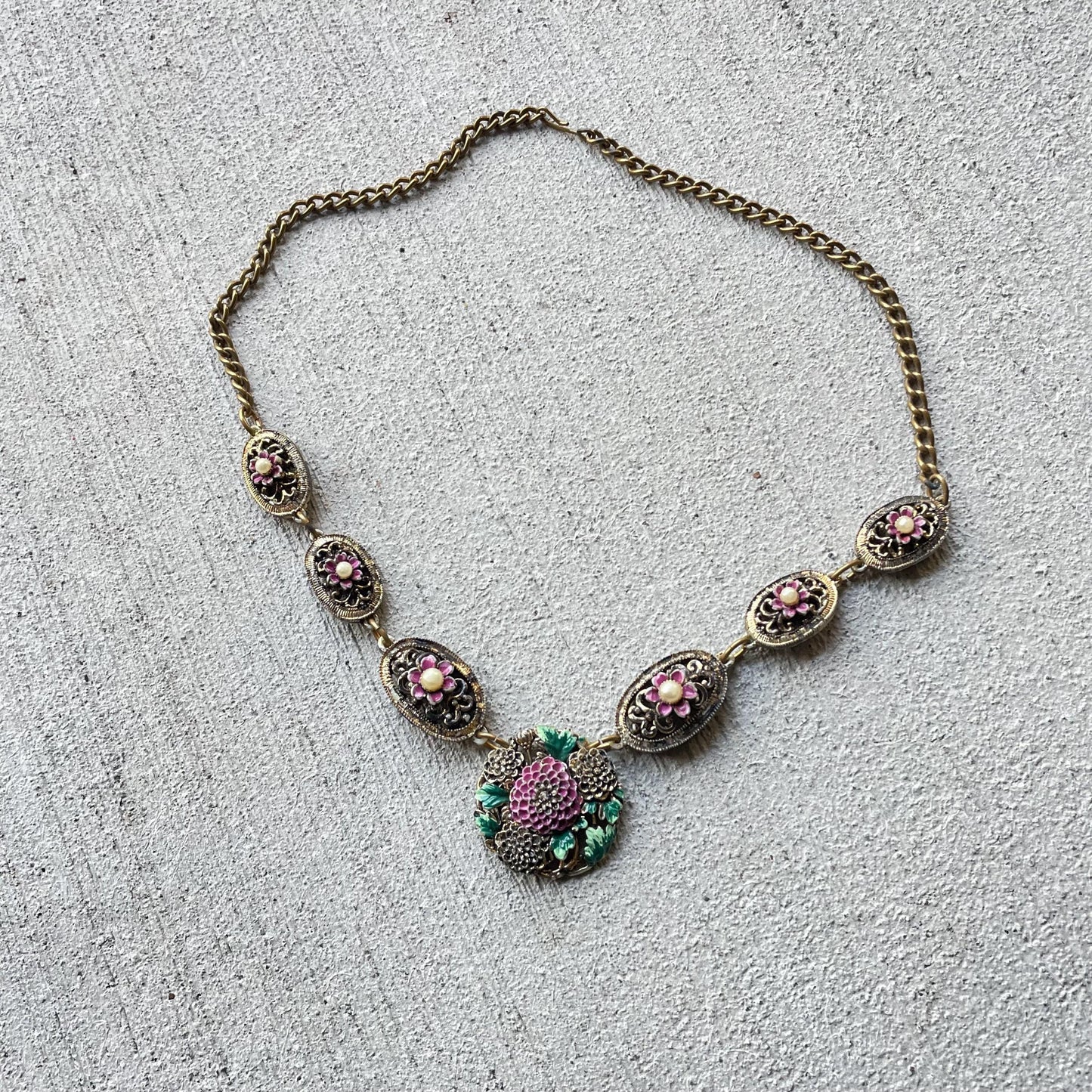 floral vintage y2k90s whimsey fairy necklace Graphic Tee – Cozy Vibes · Must-Have Style