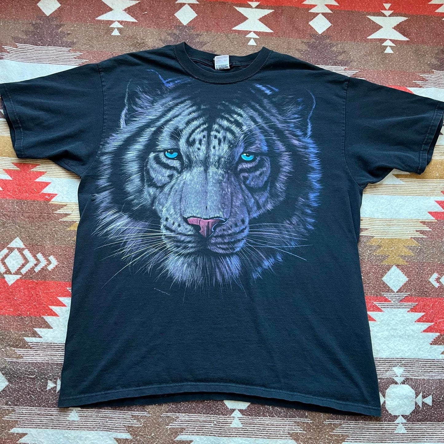 Vintage Y2K Liquid Blue White Tiger Nature Animal Snow Shirt Graphic Tee – Fan Favorite · Perfect For Daily Wear
