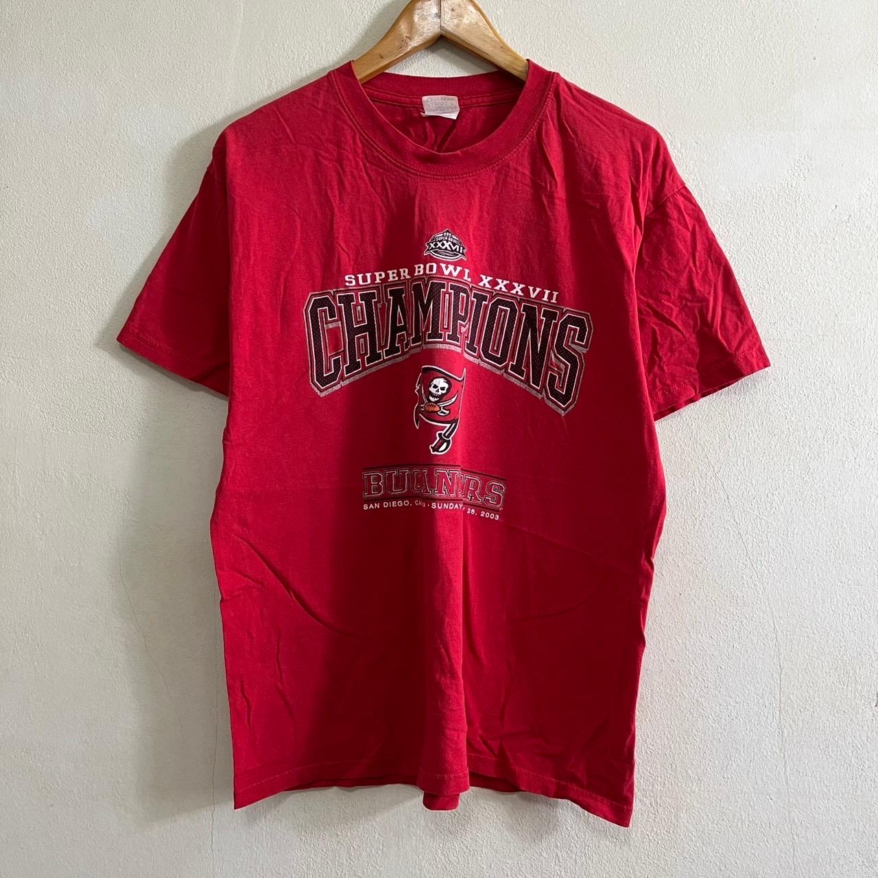 Vintage Tampa Bay Buccaneers T shirt Graphic Tee – Bold Style · Perfect For Daily Wear