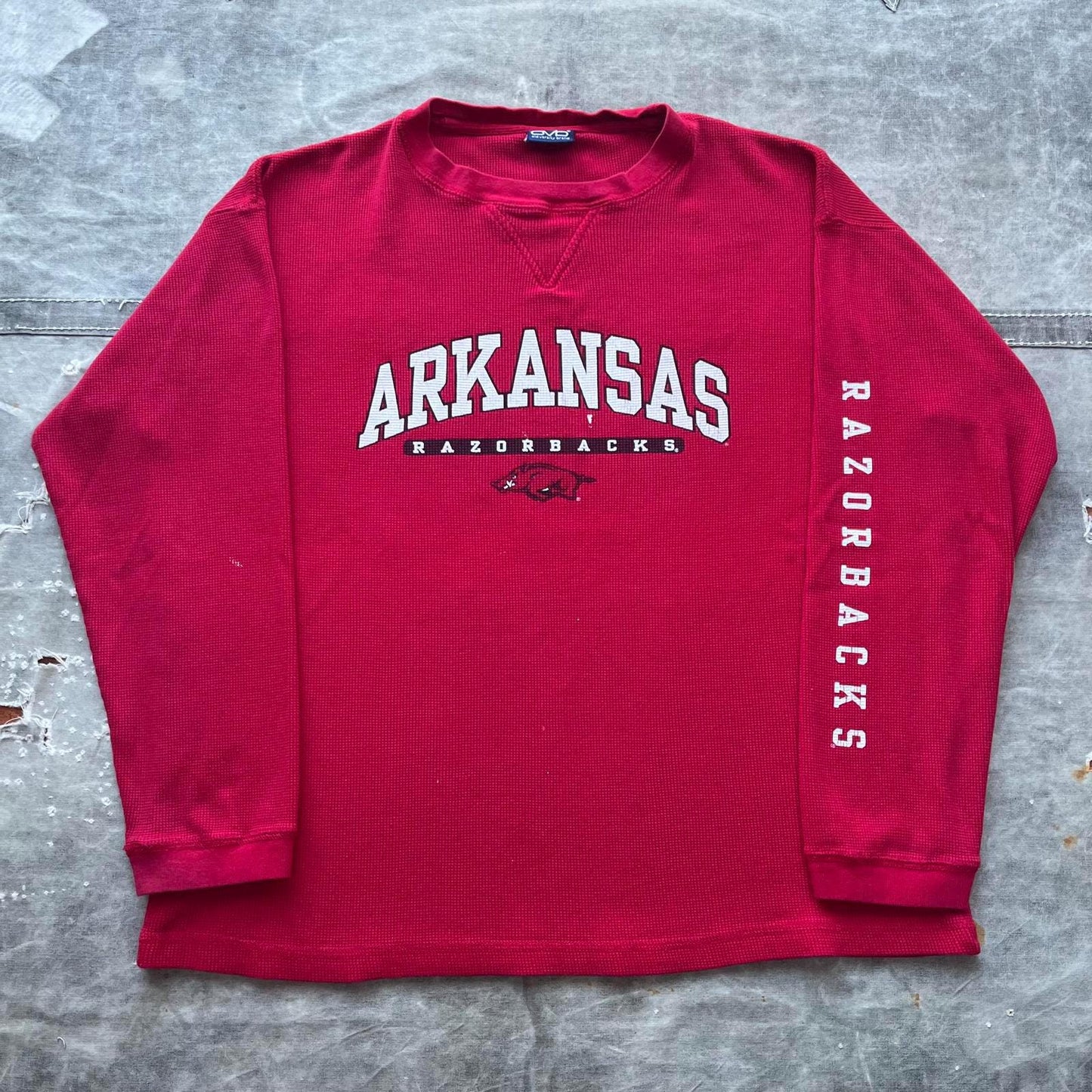 Vintage Y2K Arkansas Razorbacks Thermal Long Sleeve Shirt Graphic Tee – Feel-Good Design · Trending Graphic Apparel
