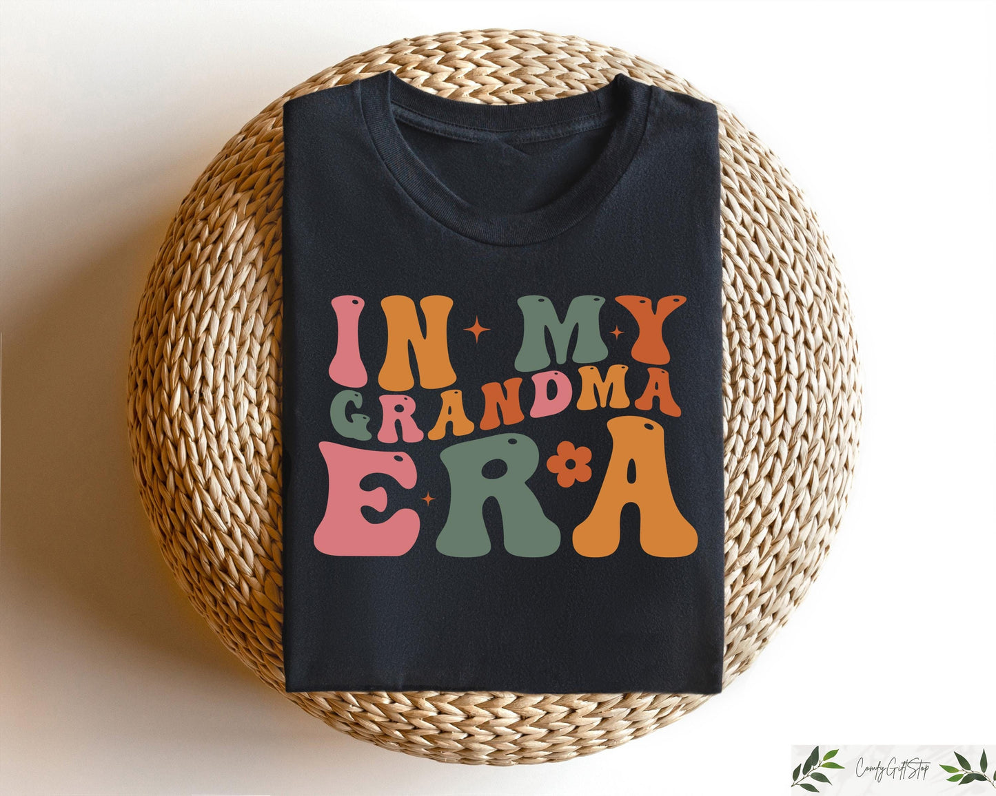 In My Grandma Era Sweatshirt In My Grandma Era T shirt Trendy Women Shirts Cute Grandma Crewneck Gift For Grandma Sarcastic Grandma Tee Sweatshirt – Warm & Stylish · High-Quality Print