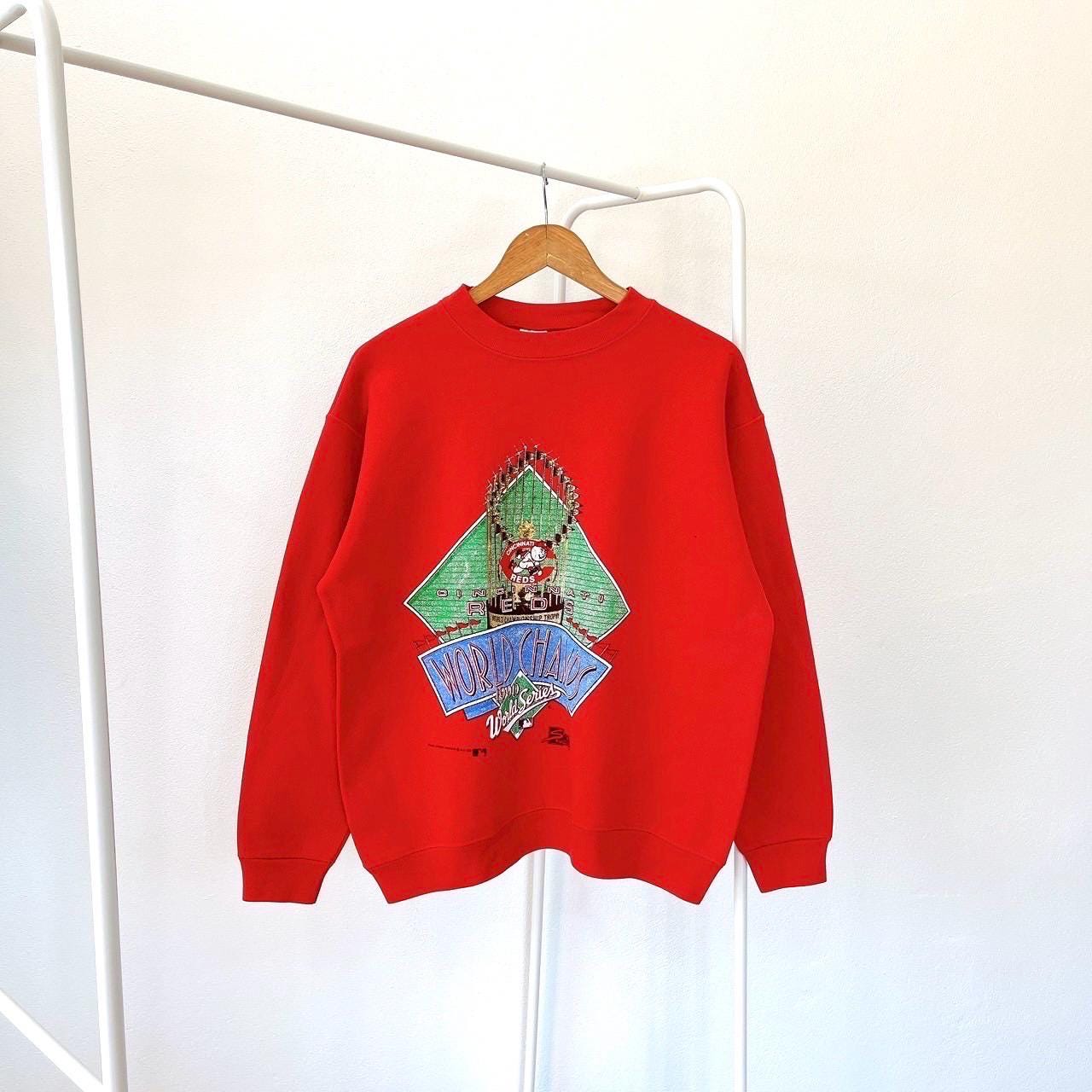 90s Cincinnati Reds MLB baseball Salem red sweatshirt L Sweatshirt – Warm & Stylish · Top Pick For Any Outfit