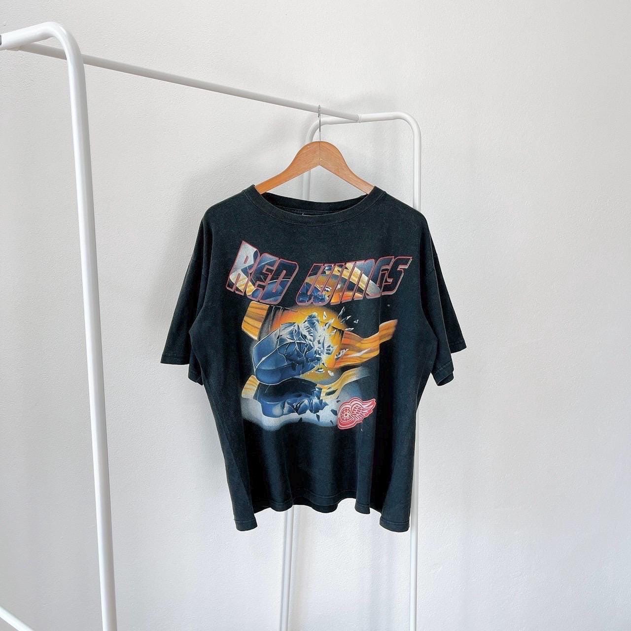 90s Detroit Red Wings NHL hockey Champs black t shirt L Graphic Tee – Soft Feel · Perfect For Daily Wear