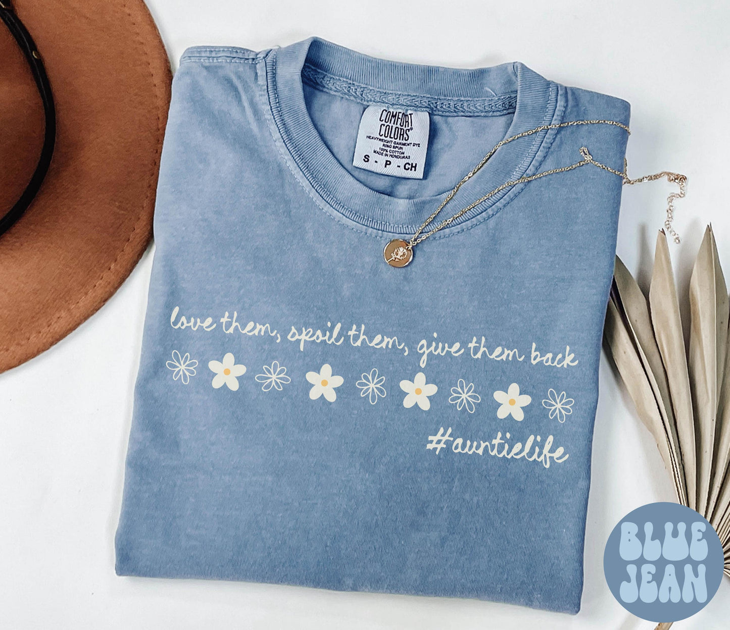 Auntie Shirt Aunt Gifts New Auntie Gifts Daisy Flowers T Shirt Tshirt Tee for Women Graphic Tee – Cozy Vibes · Great Gift For Fans