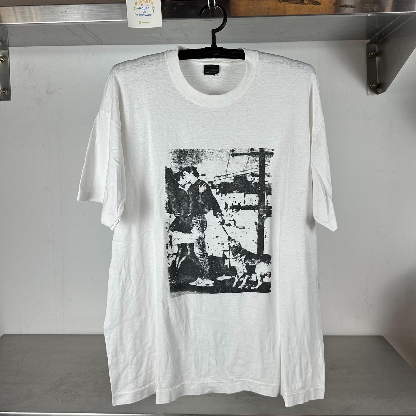 Vintage 80s Kissing Photo XL single stitch T shirt Vintage Art Tshirt Vintage Romantic Tshirt 80s Vintage Tshirt Graphic Tee – Fan Favorite · Must-Have Style