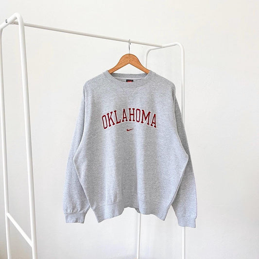 00s Oklahoma Sooners X Nike gray sweatshirt L Sweatshirt – Aesthetic Look · Great Gift For Fans