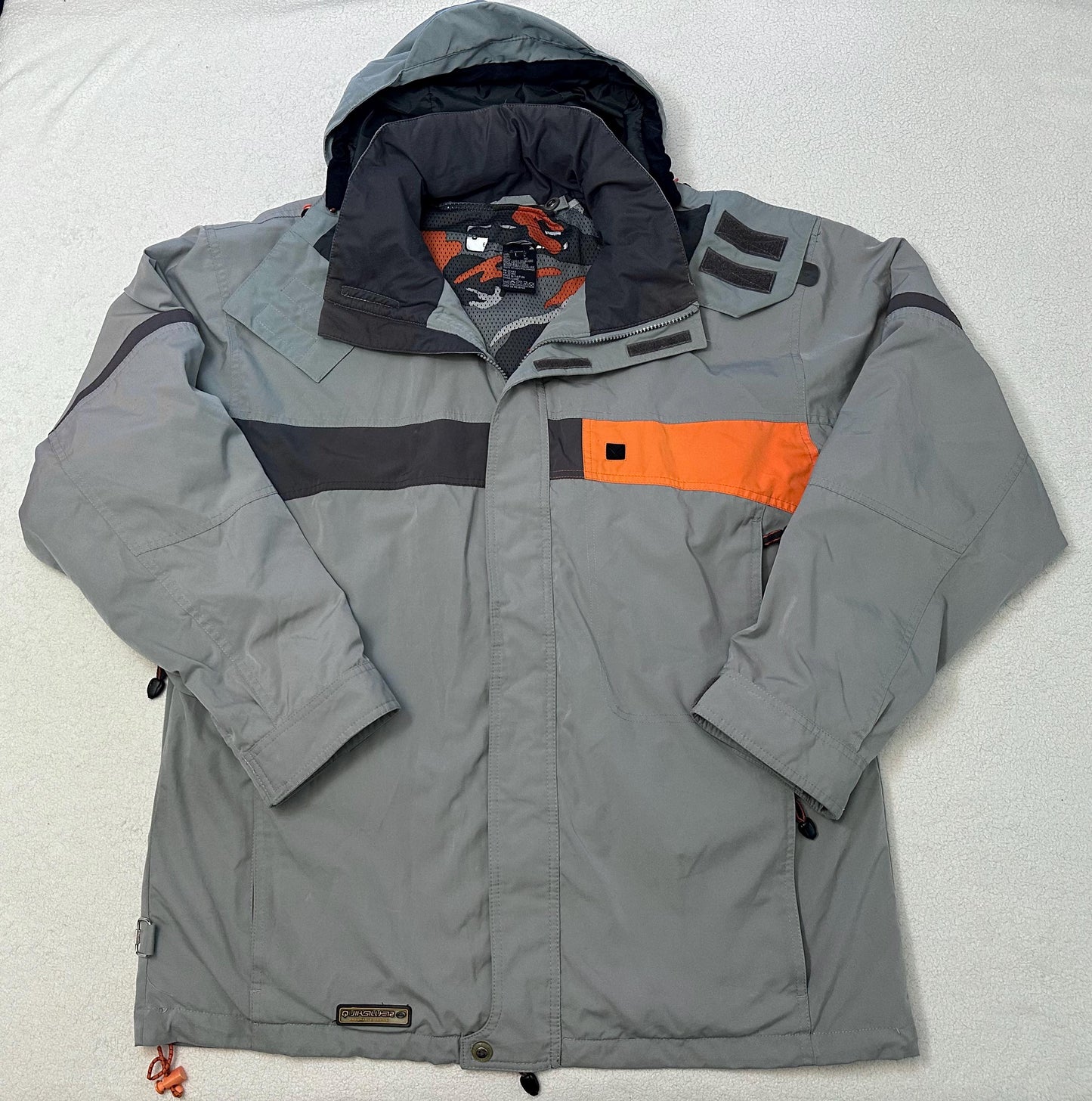 Vintage 2000s Y2K Quiksilver Snowboard Endurance Series Camo Lined Jacket L XL Graphic Tee – Easygoing Wear · High-Quality Print