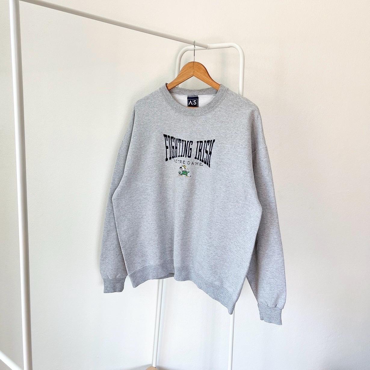 Vintage 00s Notre Dame Fighting Irish AS gray sweatshirt XL Sweatshirt – Feel-Good Design · Must-Have Style