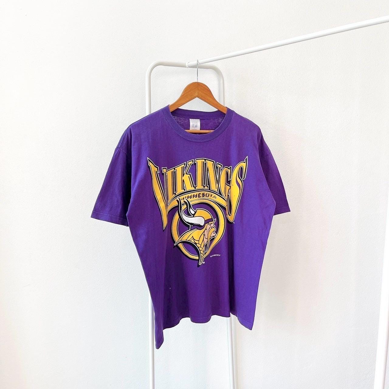 Vintage 90s Minnesota Vikings football Logo 7 purple t shirt L Graphic Tee – Easygoing Wear · Must-Have Style