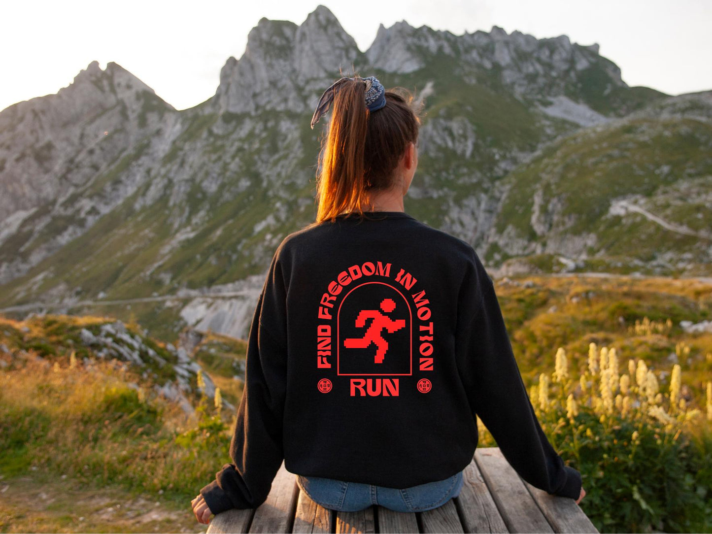 Find Freedom in Motion Sweatshirt Lufer Sweatshirt Running Pullover Geschenk fr Jogger Marathon Hoodie Sport Sweater Hoodie – Premium Graphic · Must-Have Style