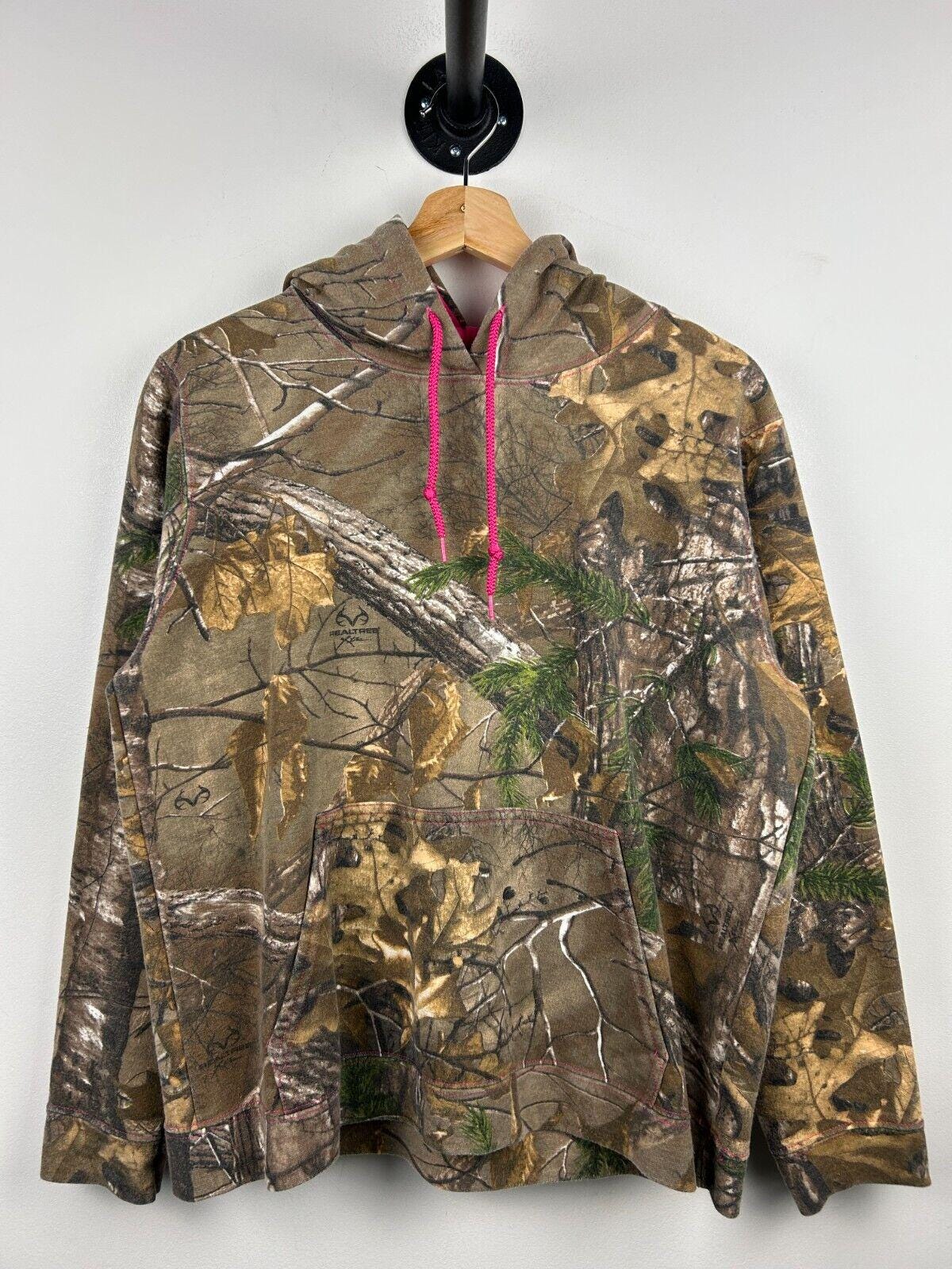 Real Tree Camo Hoodie Size M Hoodie – Premium Graphic · Perfect For Daily Wear