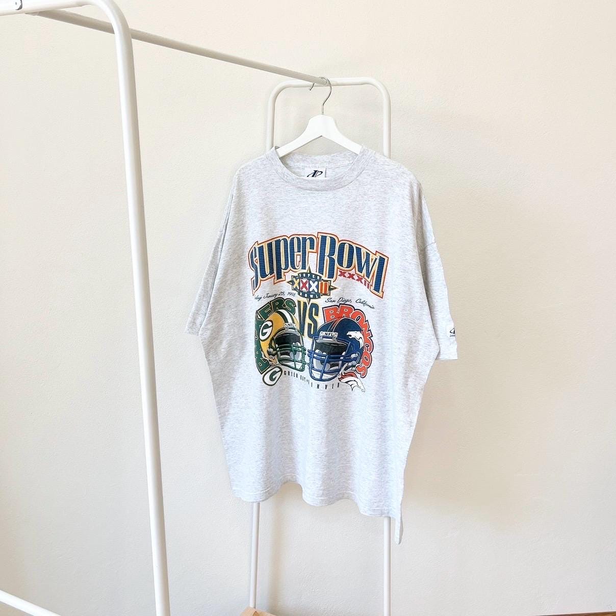 Vintage 90s Packers Broncos NFL 1998 football vintage Logo athletic gray t shirt 2XL Graphic Tee – Easygoing Wear · Great Gift For Fans