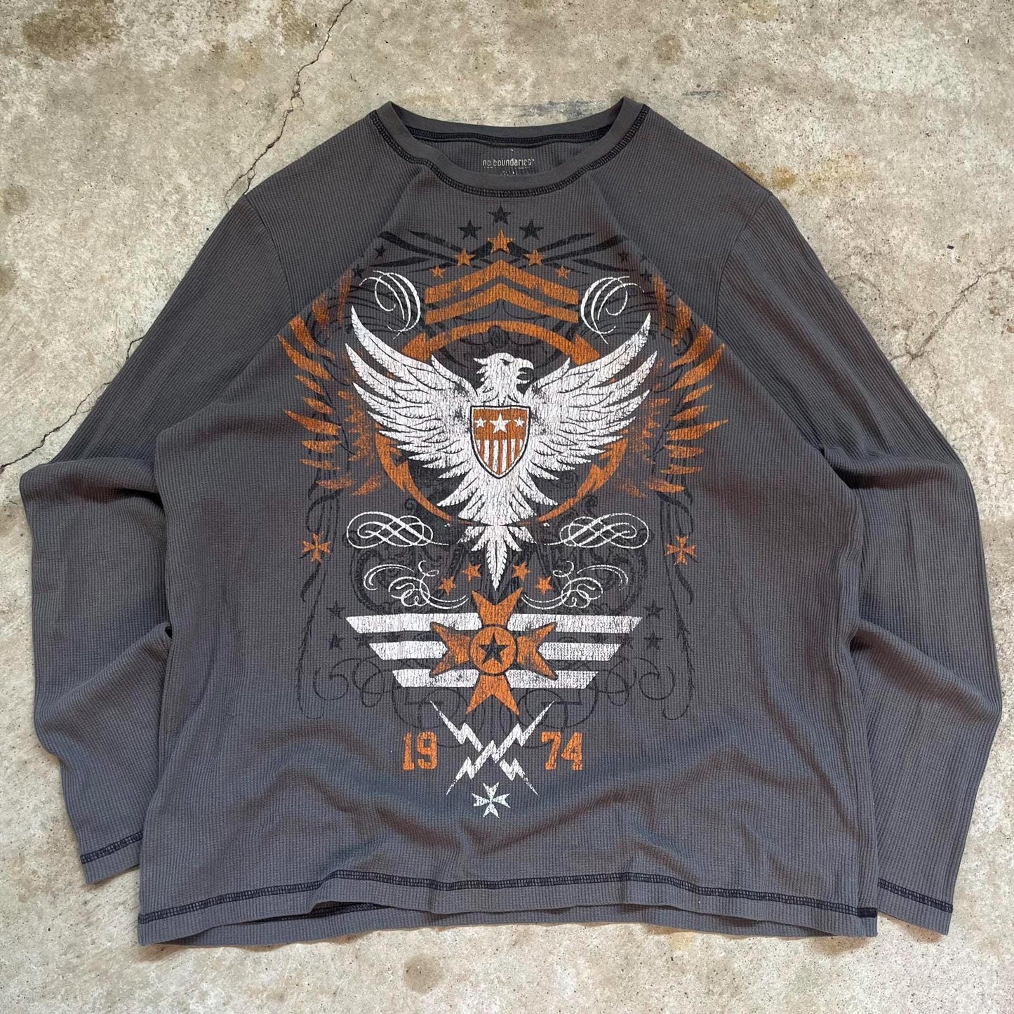 Vintage Y2K No Boundaries Military Grunge Thermal Shirt Graphic Tee – Feel-Good Design · Trending Graphic Apparel