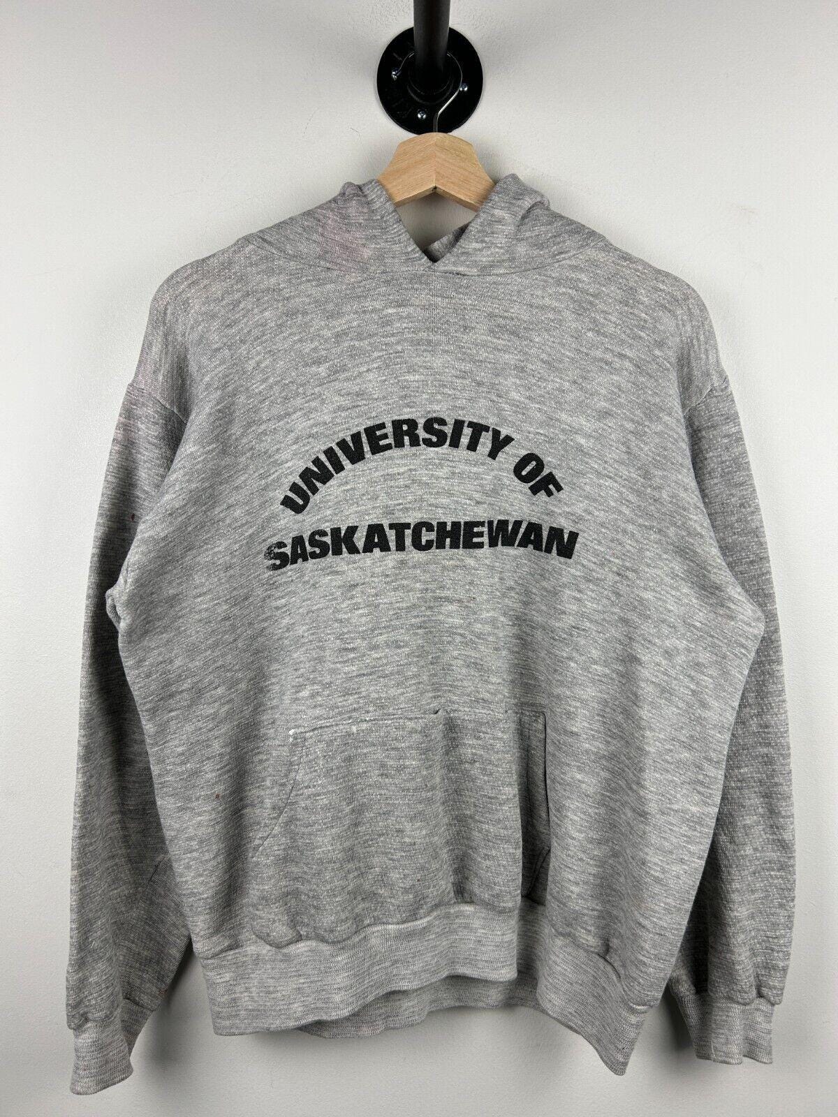 Vintage 60s Gym Master University Of Saskatchewan Grey Hoodie Size L Hoodie – Aesthetic Look · Must-Have Style