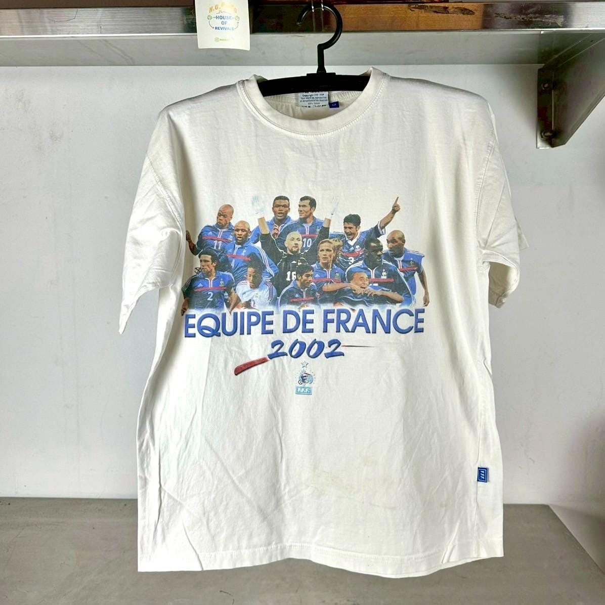 Vintage 2002 Equipe De France Soccer National Team Medium T shirt Graphic Tee – Bold Style · Great Gift For Fans