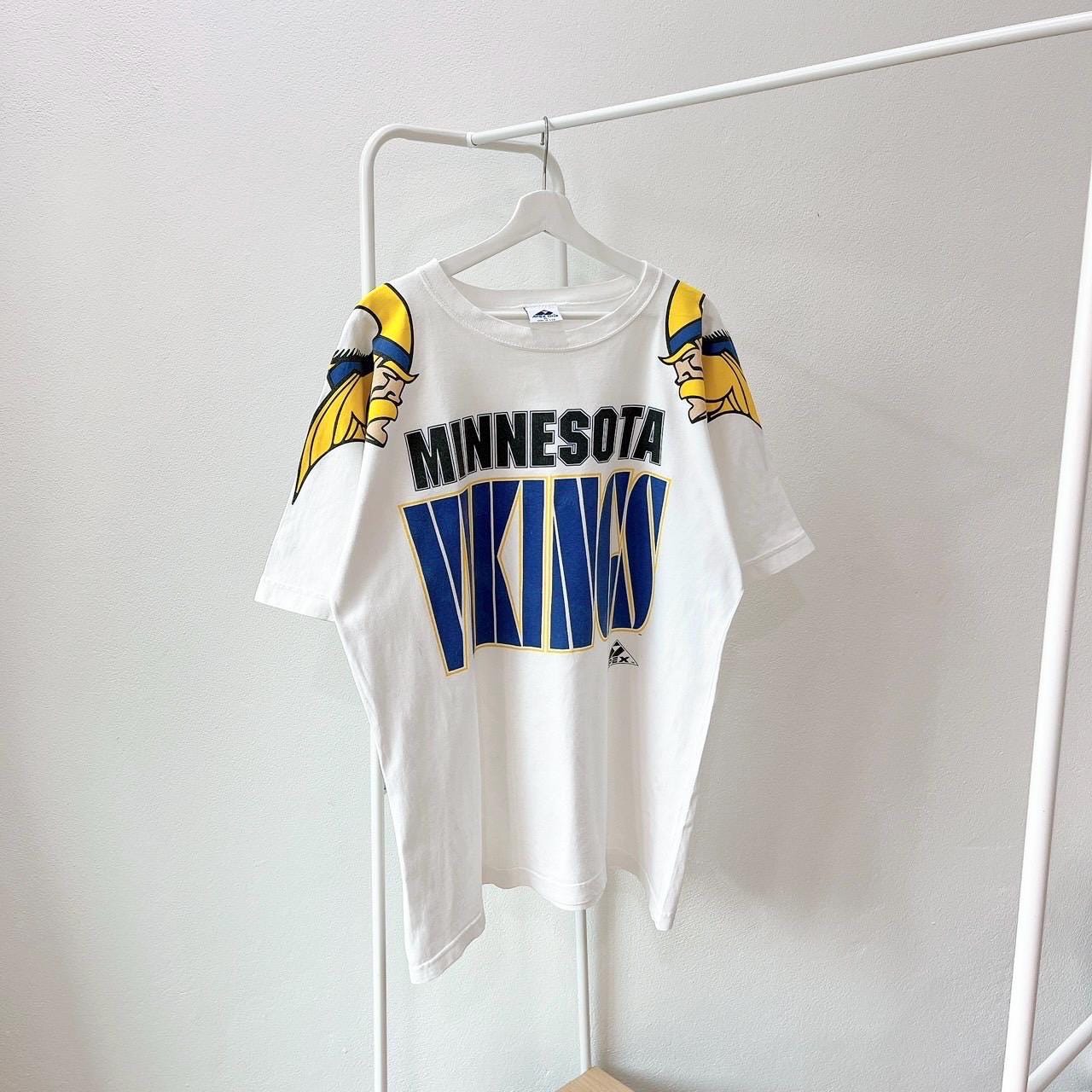 Vintage 90s Minnesota Vikings NFL football vintage Apex one white t shirt XL Graphic Tee – Cozy Vibes · Must-Have Style