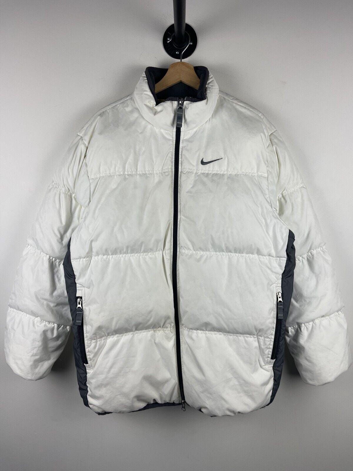 Vintage Nike Swoosh White Down Filled Puffer Jacket Size M Graphic Tee – Feel-Good Design · High-Quality Print