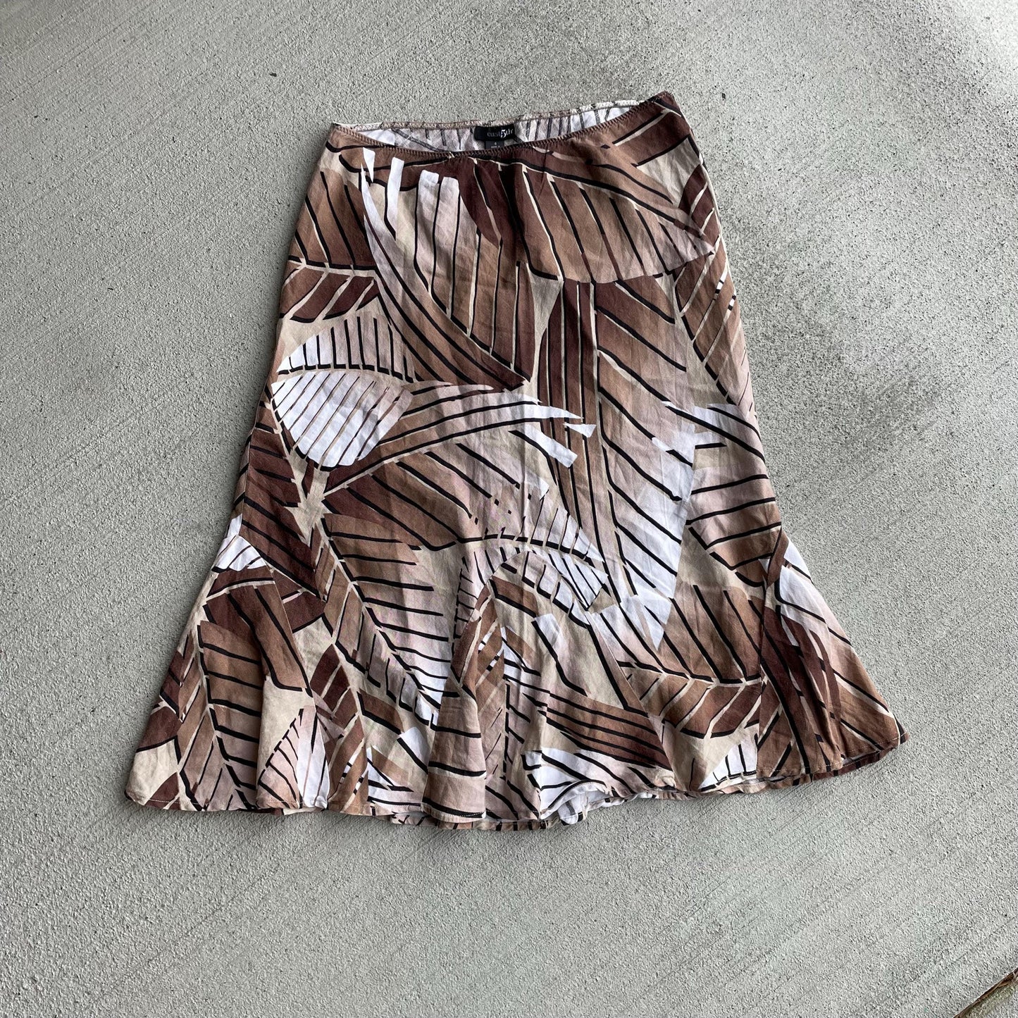 y2k vintage 00s linen blend brown leaf print boho midi skirt size sm Graphic Tee – Cozy Vibes · Trending Graphic Apparel