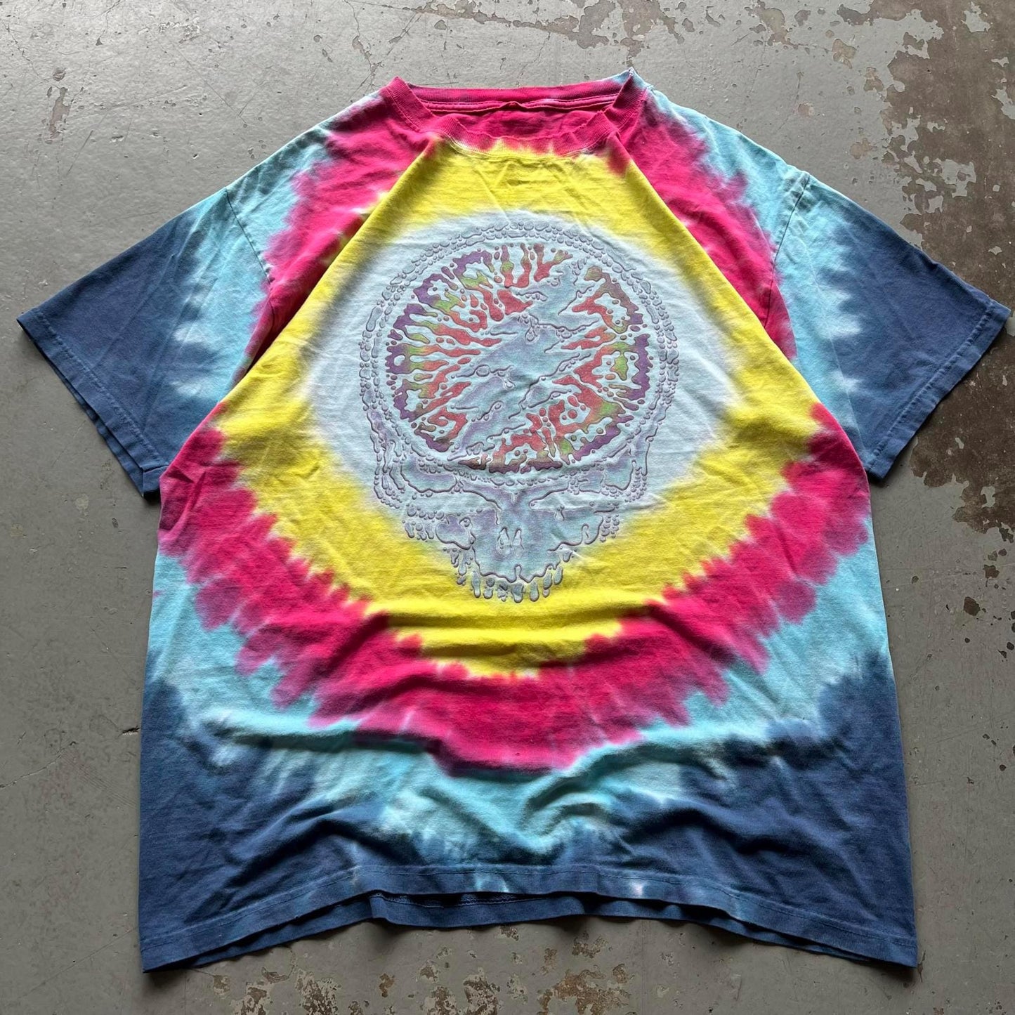 Vintage 90s Liquid Blue Grateful Dead Summer Tour Band Shirt Graphic Tee – Easygoing Wear · Perfect For Daily Wear