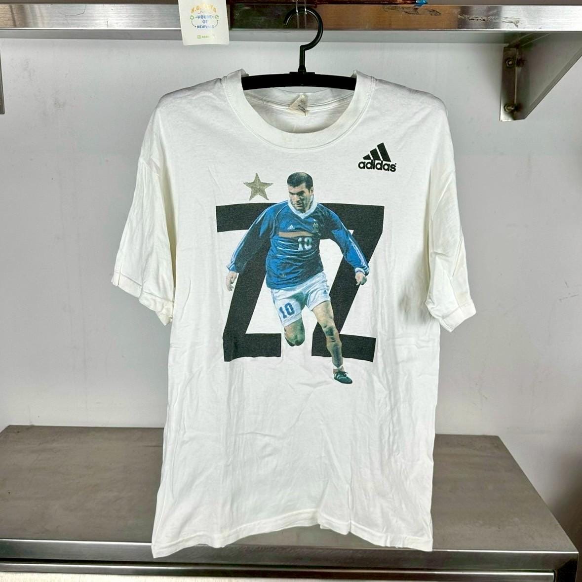 Vintage 90s Adidas Zinedine Zidane Soccer T shirt Vintage Adidas Tshirts Vintage Soccer Tshirts Vintage Sports Tshirts Graphic Tee – Aesthetic Look · Perfect For Daily Wear