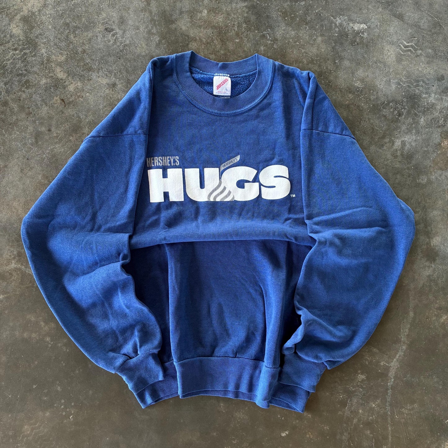 Vintage 90s Jerzees Tag Hersheys Hugs Spellout Big Logo Printed Sweatshirt Pullover Crewneck Sweater Hersheys Colour Royal Blue Size Large Sweatshirt – Soft Feel · Trending Graphic Apparel