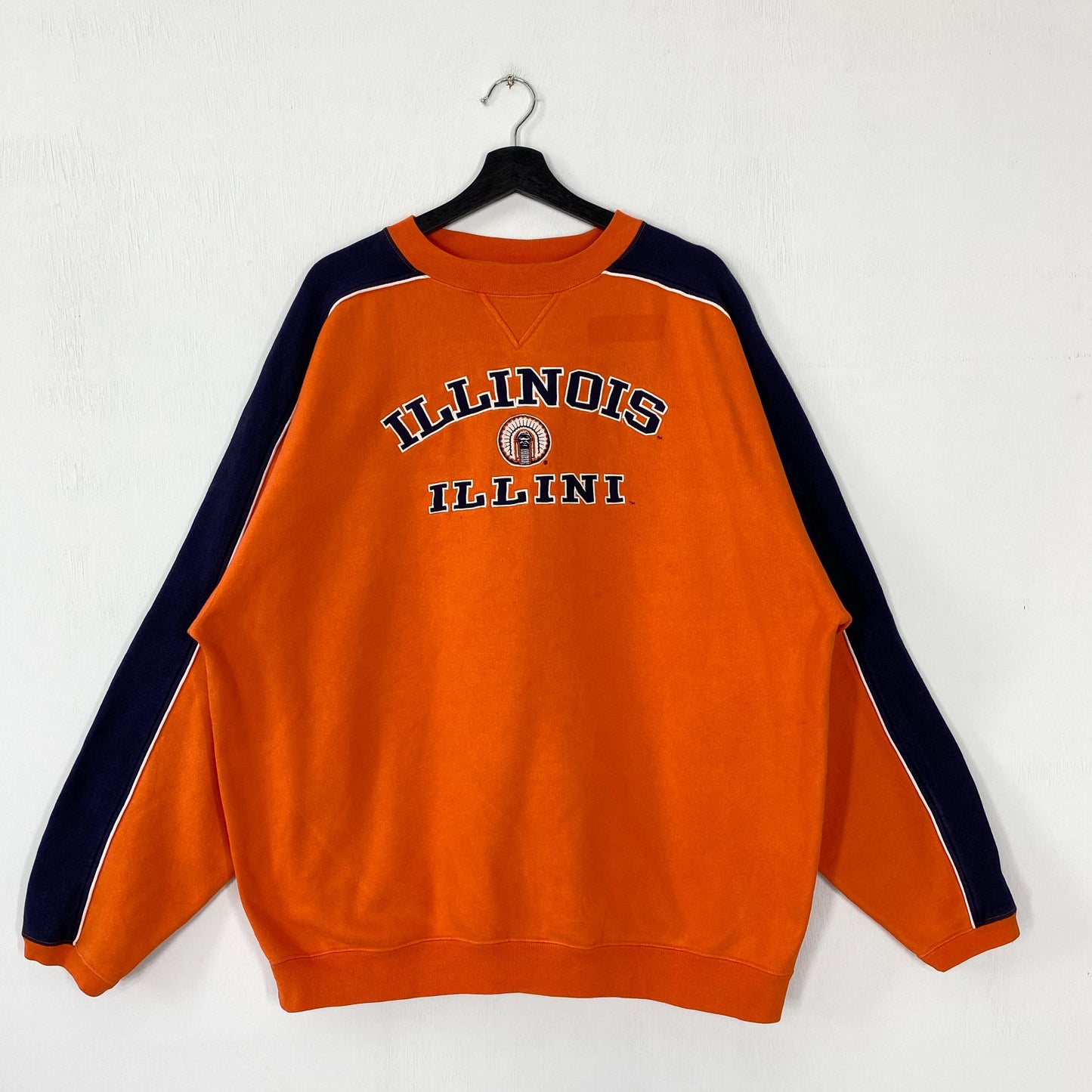 Vintage University Illinois Urbana Sweatshirt Illinois Crewneck Illinois Sweater Pullover Illinois Fighting Illini Embroidered Logo XLarge Sweatshirt – Easygoing Wear · Must-Have Style