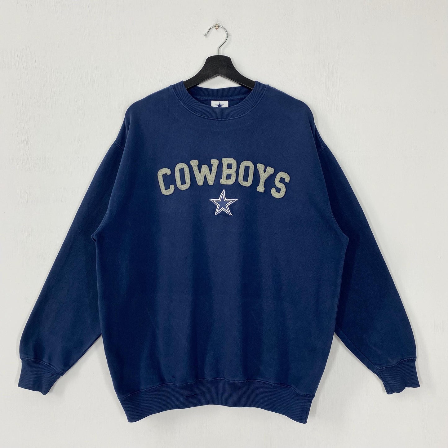 Vintage Dallas Cowboys Sweatshirt Dallas Cowboys Crewneck Cowboys Sweater Pullover Sportswear NFL Dallas Cowboys Embroidered Logo Large Sweatshirt – Fan Favorite · Must-Have Style