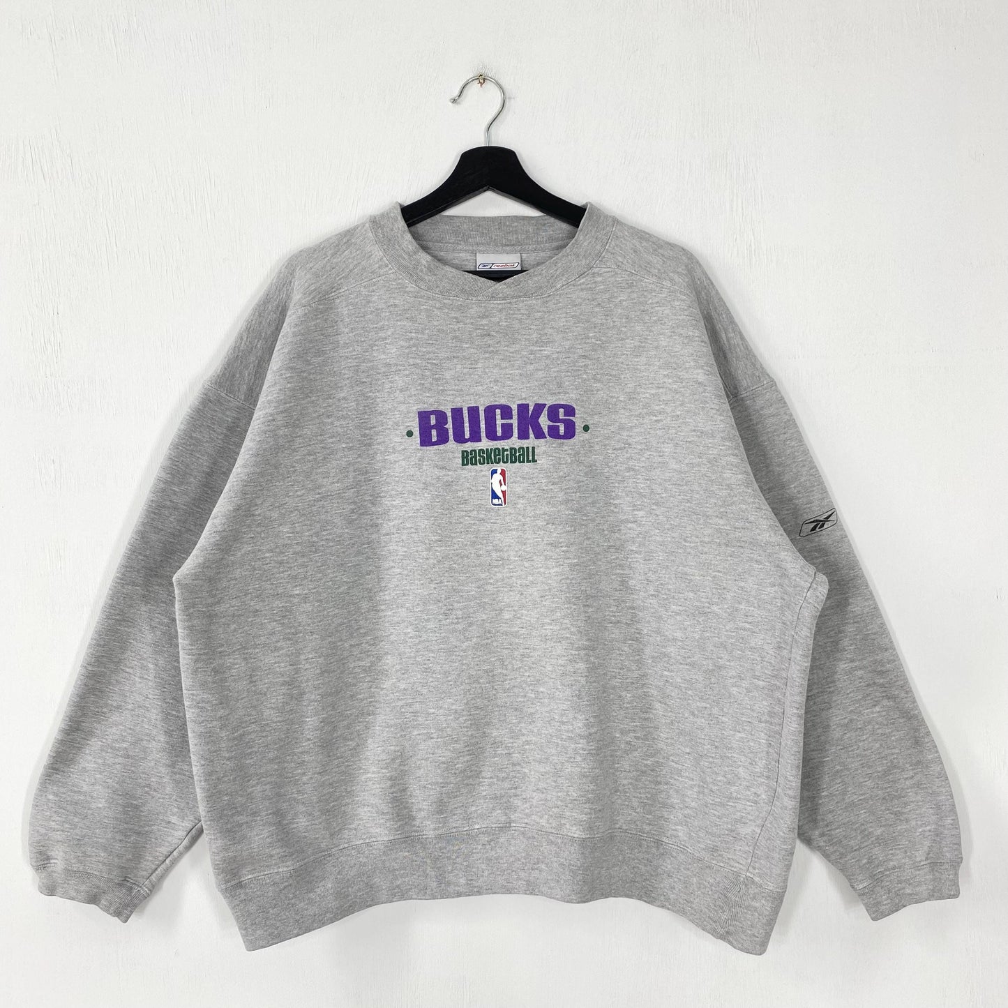 Vintage Milwaukee Bucks Sweatshirt Milwaukee Bucks Crewneck Bucks Sweater Pullover Sportswear NBA Milwaukee Bucks Print Logo Grey Large Sweatshirt – Warm & Stylish · Great Gift For Fans
